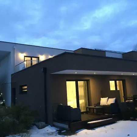 아파트 칼스 스튜디오 아파트먼트 *